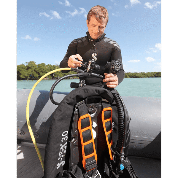 SCUBAPRO S-Tek Back Plate Color Kits – product view 17